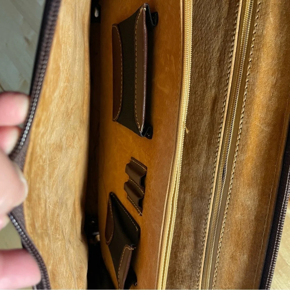 BOSS Hugo Boss Cognac Leather Executive Folio Zip Portfolio Organizer Briefcase